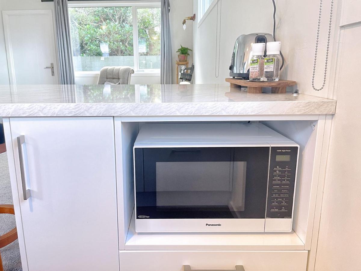 Cozy N Comfortable,5 Mins To Airport Vila Wellington Exterior foto